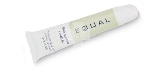 Equal Bálsamo Labial 15 ml ideal para proteger tus labios de agresiones externas y con filtro protector