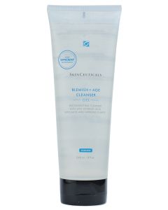 Nuevo formato del Gel Limpiador Skinceuticals 
para pieles maduras